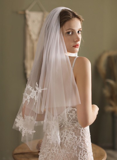 Lace Applique Edge Two-Tier Elbow Bridal Veils