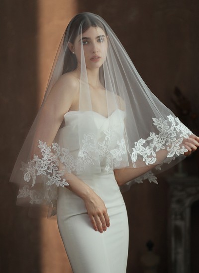 Lace Applique Edge Two-Tier Elbow Bridal Veils