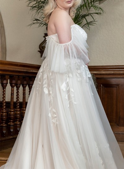 A-Line Tulle Plus Size Wedding Dress With Appliques Lace