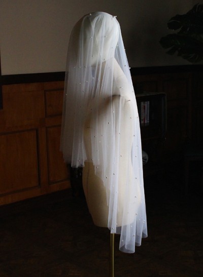 Simple Cut Edge Two Tier Tulle Bridal Fingertip Length Wedding Veil