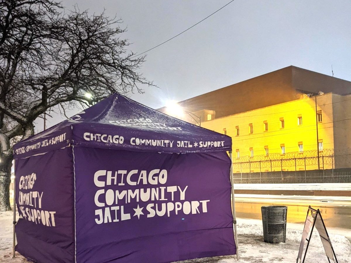 a chicago community jail support tent set up outside Cook County Jail in Chicago during the winter